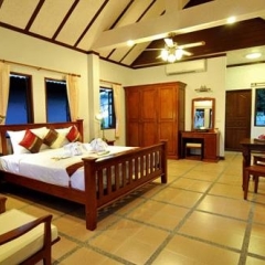 Отель Chalong Villa Resort and Spa Таиланд, Бухта Чалонг - отзывы, цены и фото номеров - забронировать отель Chalong Villa Resort and Spa онлайн комната для гостей фото 5