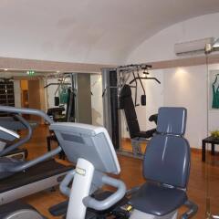 Отель Leonardo Boutique Hotel Rome Termini Италия, Рим - 1 отзыв об отеле, цены и фото номеров - забронировать отель Leonardo Boutique Hotel Rome Termini онлайн фитнесс-зал фото 4