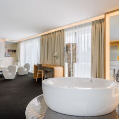Отель Room Mate Oscar Испания, Мадрид - отзывы, цены и фото номеров - забронировать отель Room Mate Oscar онлайн ванная фото 2