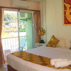 J Sweet Dreams Boutique Hotel Phuket сейф в номере