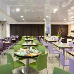 Отель Holiday Inn Express Paris Canal De La Villette Париж помещение для мероприятий