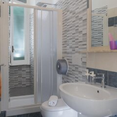 Отель Carlito Budget Rooms ванная фото 3