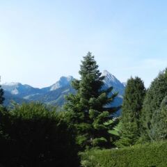 Отель Les Hivernants (EG rechts)