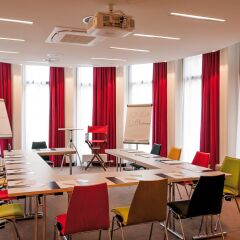 Отель Vienna House Easy München