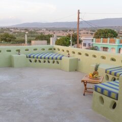 Отель Sea Dragon Three Bedroom Cottage Треже-Бич балкон