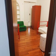 Отель HostelRoma комната для гостей фото 2