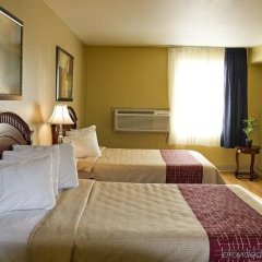 Отель Clarion Inn & Suites США, Маскегон-Хейтс - отзывы, цены и фото номеров - забронировать отель Clarion Inn & Suites онлайн комната для гостей фото 3