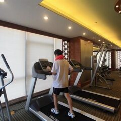 Leeden Hotel Guangzhou фитнесс-зал фото 2