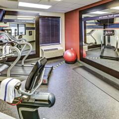Отель Hampton Inn Columbus I-70E/Hamilton Road США, Колумбус - отзывы, цены и фото номеров - забронировать отель Hampton Inn Columbus I-70E/Hamilton Road онлайн фитнесс-зал