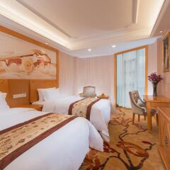 Viennainternational Hotel Luogang Wanda Plaza комната для гостей