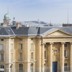 Hotel Les Dames du Panthéon городской автобус