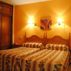 Отель Hostal Italia Испания, Фуэнхирола - отзывы, цены и фото номеров - забронировать отель Hostal Italia онлайн комната для гостей фото 4
