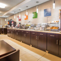 Отель Comfort Suites Columbus West - Hilliard США, Колумбус - отзывы, цены и фото номеров - забронировать отель Comfort Suites Columbus West - Hilliard онлайн питание