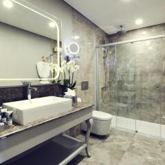 Отель Mercure Tbilisi Old Town ванная фото 2