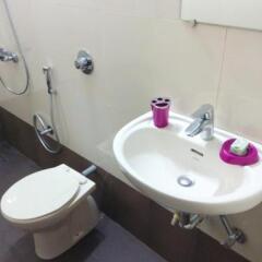 Coconut Creek Resort in Majorda, India from 172$, photos, reviews - zenhotels.com bathroom photo 2