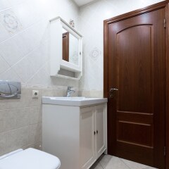 Гостиница More Apartments на Дмитриевой 2А-1 в Сочи отзывы, цены и фото номеров - забронировать гостиницу More Apartments на Дмитриевой 2А-1 онлайн ванная