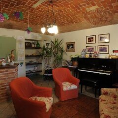 Отель Agriturismo Il Gioco dell'Oca Здание Barolo интерьер отеля