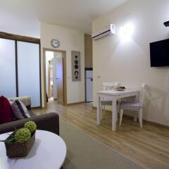 Отель Apartamentos Duque De Alba Мадрид комната для гостей фото 5