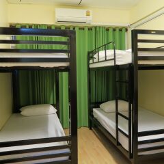 Red Lips Hostel Бангкок детские мероприятия