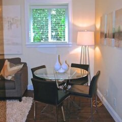 Отель Sophia Suite Канада, Ванкувер - отзывы, цены и фото номеров - забронировать отель Sophia Suite онлайн комната для гостей фото 5