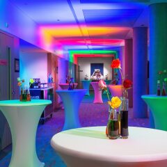 DoubleTree by Hilton Hotel Amsterdam Centraal Station детские мероприятия фото 2