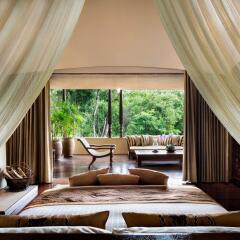 Отель Four Seasons Resort Chiang Mai балкон