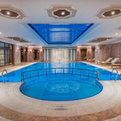 Elite World Istanbul Hotel Турция, Стамбул - отзывы, цены и фото номеров - забронировать отель Elite World Istanbul Hotel онлайн бассейн