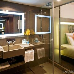Отель Novotel Siam Square Бангкок комната для гостей фото 4
