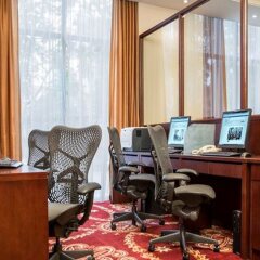 Отель Hilton Garden Inn Hanoi интерьер отеля фото 2