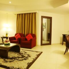 Corp Executive Hotel Doha Suites комната для гостей фото 4