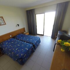 Mimosa Beach Hotel комната для гостей