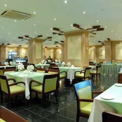 Al Muntazah Plaza in Doha, Qatar from 63$, photos, reviews - zenhotels.com meals