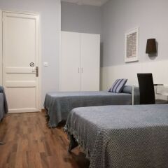 Отель Hostal Lesseps Барселона комната для гостей