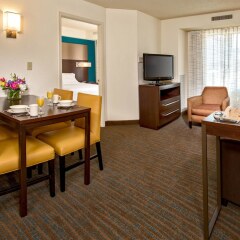 Отель Residence Inn Washington, DC / Dupont Circle США, Вашингтон - отзывы, цены и фото номеров - забронировать отель Residence Inn Washington, DC / Dupont Circle онлайн комната для гостей фото 4