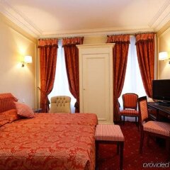 Отель Queen Mary Paris Франция, Париж - отзывы, цены и фото номеров - забронировать отель Queen Mary Paris онлайн комната для гостей фото 3