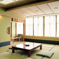 Отель Aizu Higashiyama Onsen Tsuki no Akari Айдзувакамацу спортивное сооружение