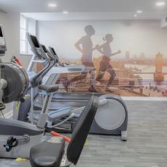 Отель DoubleTree by Hilton London - Greenwich фитнесс-зал фото 2
