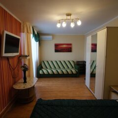 Гостиница Guest House Nika в Анапе отзывы, цены и фото номеров - забронировать гостиницу Guest House Nika онлайн Анапа комната для гостей фото 2