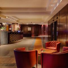 Отель NH Collection Genova Marina гостиничный бар