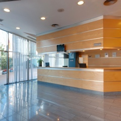Отель Tryp Port Cambrils интерьер отеля