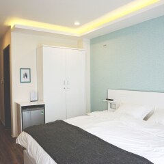Shinhua Hotel комната для гостей фото 2