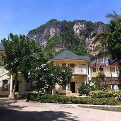 Отель Golden Beach Resort парковка