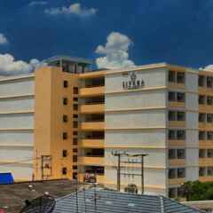 Отель Sitara Place Serviced Apartments Таиланд, Бангкок - отзывы, цены и фото номеров - забронировать отель Sitara Place Serviced Apartments онлайн вид на фасад