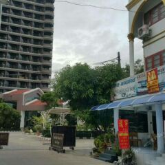 Отель D D Guest House Паттайя
