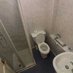 Отель Capital Host Somers Town Лондон ванная