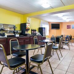 Отель Comfort Inn University Center питание