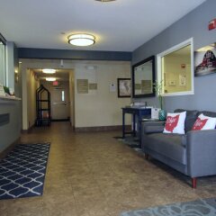 Отель Candlewood Suites Columbus Airport США, Гаханна - отзывы, цены и фото номеров - забронировать отель Candlewood Suites Columbus Airport онлайн интерьер отеля фото 2
