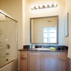 Отель Sunshine Suites at The Piero ванная