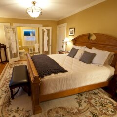 Отель Haddon House Bed & Breakfast Канада, Бурнаби - отзывы, цены и фото номеров - забронировать отель Haddon House Bed & Breakfast онлайн комната для гостей
