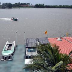 Отель Luthmin River View Бентота пляж